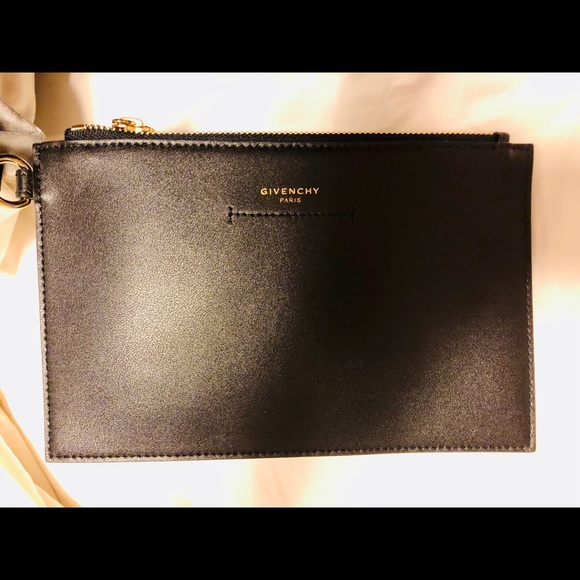 Givenchy Wing leather shopper tote - Picture 6 of 6